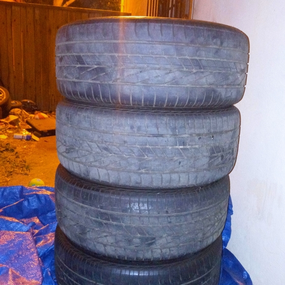 20 inch rims 5 bug - Picture 3 of 4